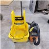 Image 1 : Shop vac & mop pail