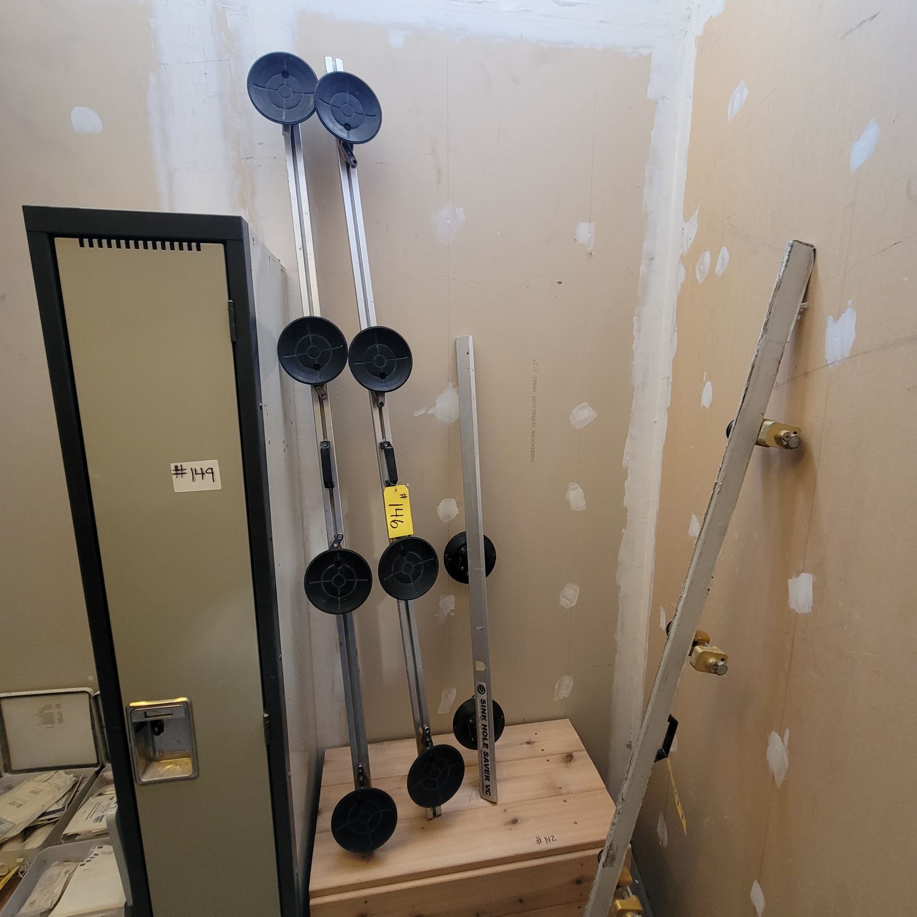 2- 6 ft Alum. Reinforcing countertop installation supports