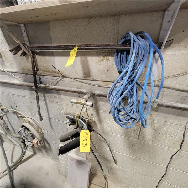 2- Crowbars, elec. Ext. cord & 3- grease guns