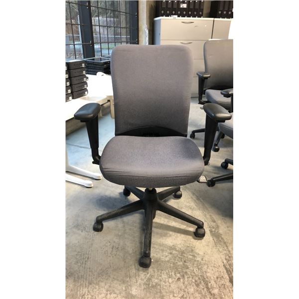 HAWORTH GREY ADJUSTABLE TASK CHAIR
