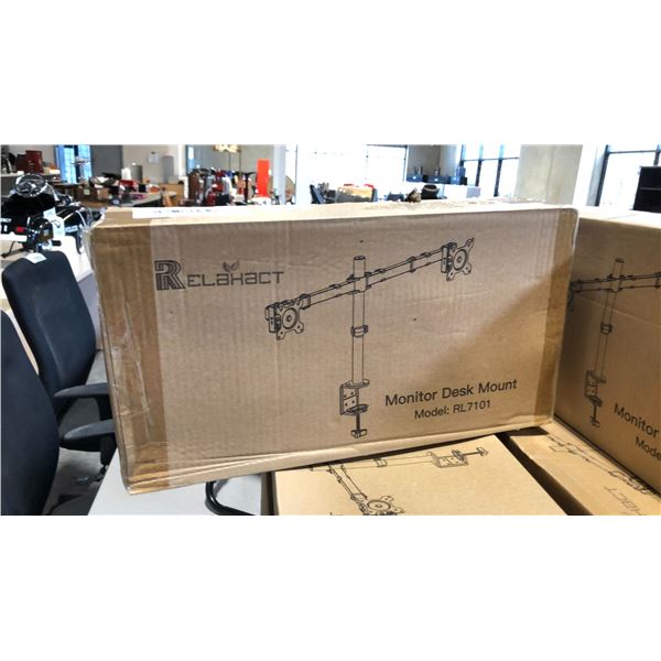 DUAL MONITOR STAND (IN BOX)