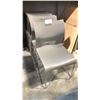 Image 2 : 33 GREY PLASTIC STACKING SIDE CHAIRS