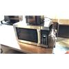 Image 2 : SMALL APPLIANCES INCLUDING MICROWAVE, AIR FRYER, ICE MACHINE, INSTANT POT & MORE