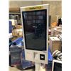 Image 2 : 2 DISPLAY KIOSKS