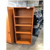 Image 1 : MAPLE 5.5H BOOKCASE