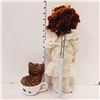 Image 2 : Porcelain Doll w/ Stand & Kitten in a Cup (Ceramic)