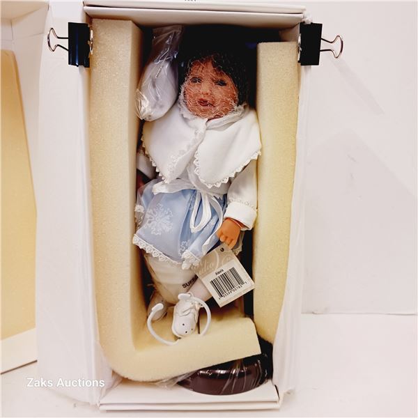 Collector Boxed Doll - Alexis - Classic Miniatures Artist Studio Collection