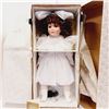 Image 1 : Collector Boxed Doll - Franklin Heirloom Dolls