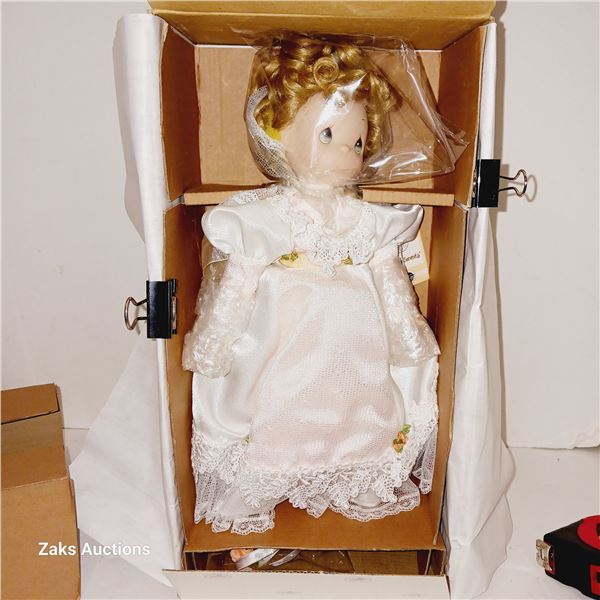 Collector Boxed Doll - Autumn Serenity - The Ashton-Drake Galleries