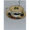 Image 1 : Teacup & Saucer