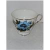 Image 5 : Teacup & Saucer