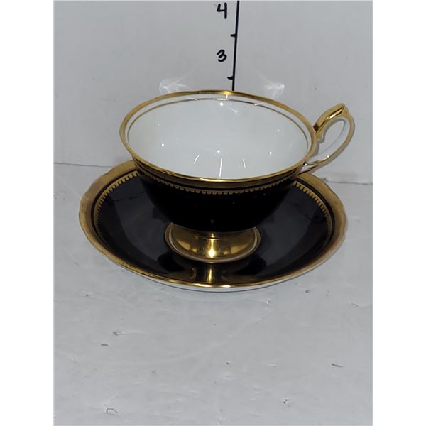 Teacup & Saucer