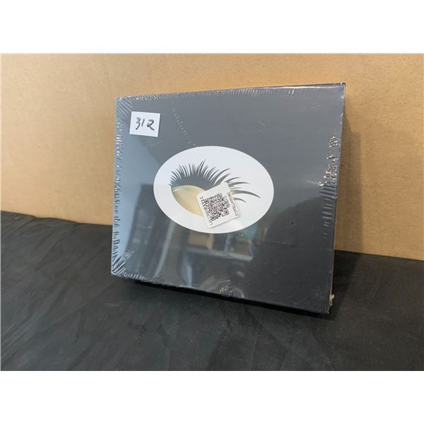 3D Magnetic Eyelashes Set With Applicator