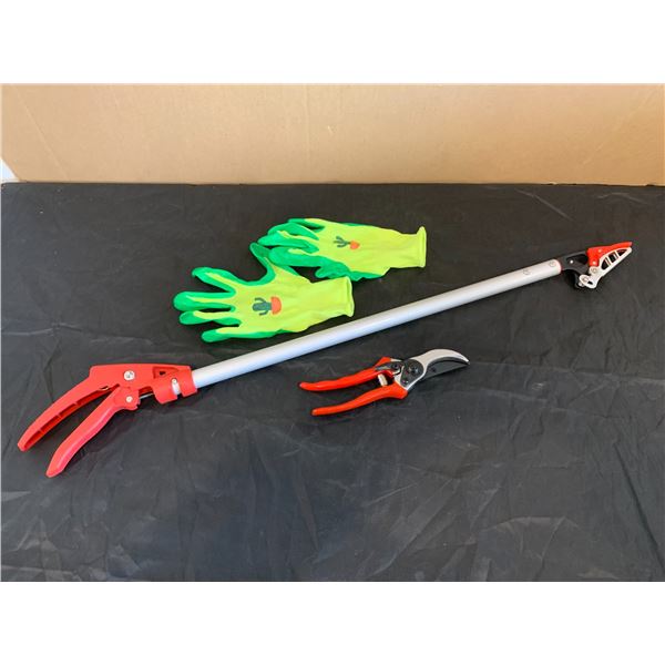 Cut & Hold Pruner With Gloves - New