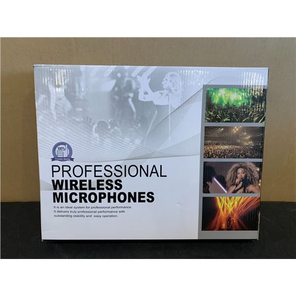 Professional Wireless Microphone Set