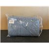 Image 1 : Weighted Blanket - Unknown Size / 7 LBS