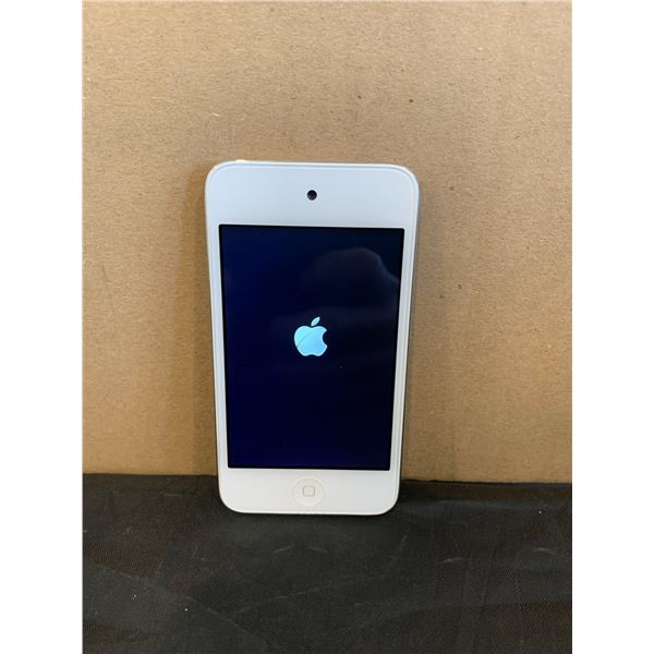 Apple iPod Touch - A1367 - 8GB - Factory Reset