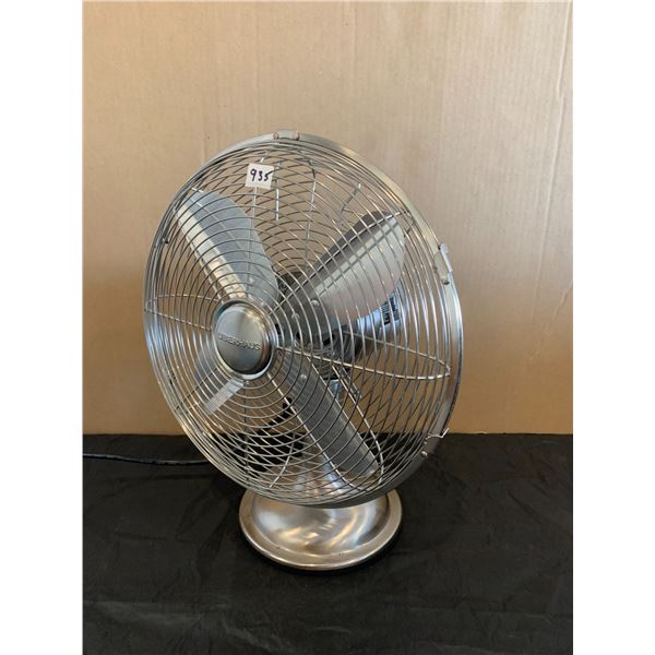 Uberhaus 14 Inch 3 Speed Fan