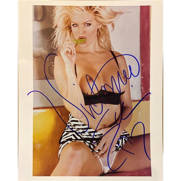 Victoria Silvstedt signed photo