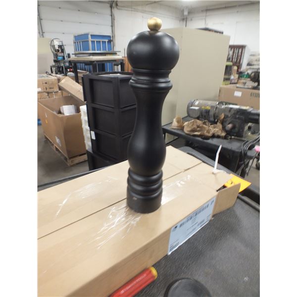 3 Wooden Pepper Mills
