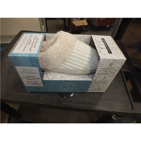 Ladies Small Slippers