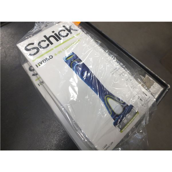 3 Ladies Schick Razor's w/ Batteries