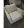 Image 1 : Swivel Arm Chair