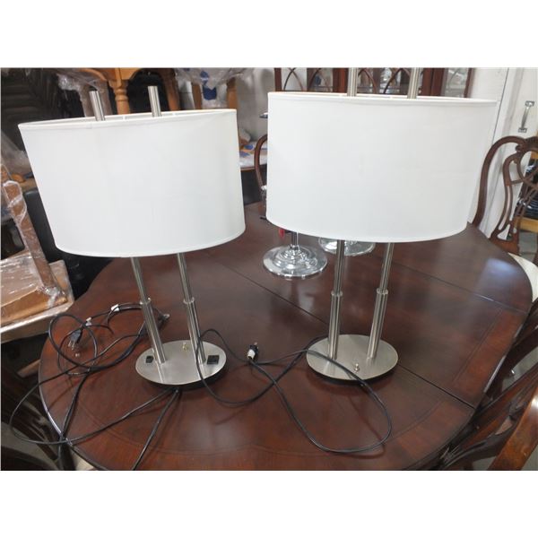 2 Lamps