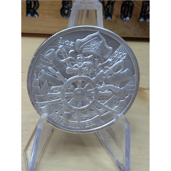 Lot 30-1) 1 oz Silver Dead Men Tell No Tales