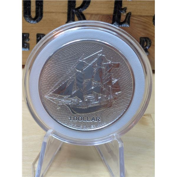 Lot 33-1) 1 oz Cook Island Bounty Ship silver