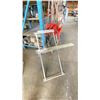 Image 2 : METAL COMMERCIAL WET TILE SAW STAND