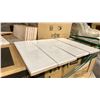 Image 2 : PALLET OF EQUIPE 6.5X20CM TILES, COLOUR COUNTRY BLANCO, 38 PIECES PER BOX, APPROX 34 BOXES