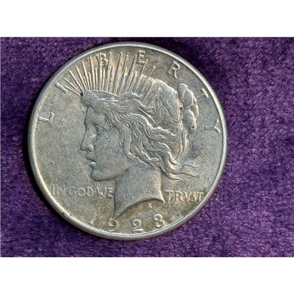 PEACE SILVER DOLLAR - 1923S