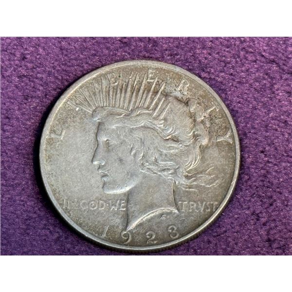 PEACE SILVER DOLLAR - 1923D