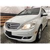 Image 2 : 12 -- 2008 MERCEDES B200, WHITE, 143498 KMS, FRONT WHEEL DRIVE