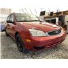 Image 8 : 21 -- 2005 FORD FOCUS, RED, 222203 KMS, FRONT WHEEL DRIVE
