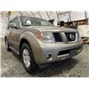 Image 8 : 120 -- 2005 NISSAN PATHFINDER LE, BROWN, 256704 KMS, 4X4