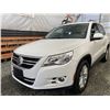 Image 2 : 125 -- 2010 VW TIGUAN, WHITE, 163201 KMS, ALL WHEEL DRIVE