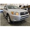 Image 8 : 107 -- 2007 TOYOTA RAV 4, SILVER, 192881 KMS, FOUR WHEEL DRIVE