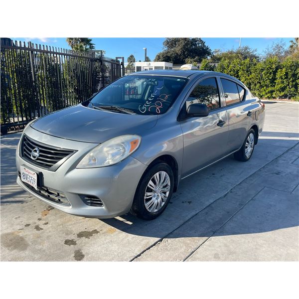 NISS VERSA 2012 T-DONATION