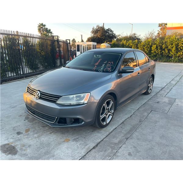 VOLK JETTA 2013 SALV T/DONATION