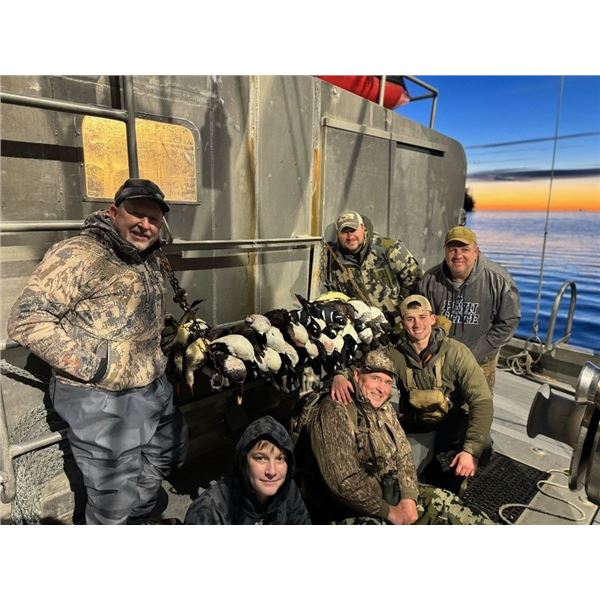 SITKA BLACKTAIL DEER, DUCK, FISHING COMBO ALASKAN VESSEL BASED TRIP FOR 4 HUNTERS