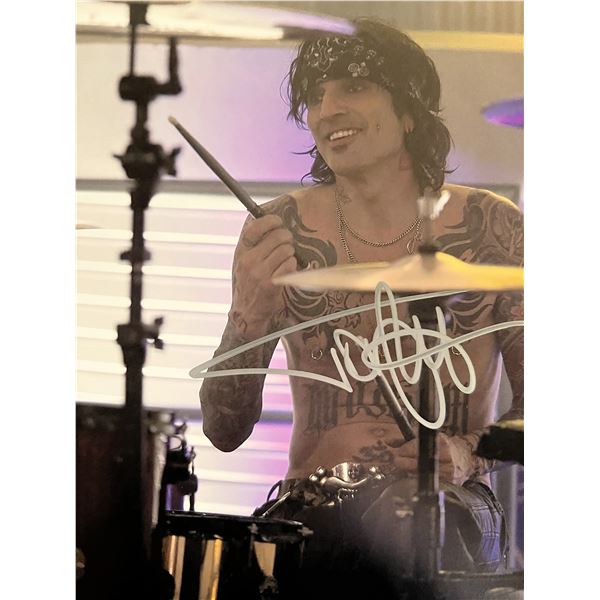 Motley Crue Tommy Lee signed photo