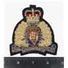 Image 1 : #729 RCMP GOLD WIRE BLAZER BADGE  W/ METAL CENTER