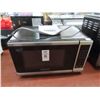 Image 1 : B & D Microwave Oven