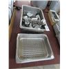 Image 1 : Half Perf Pans 2, Full Waterpan, Creamers