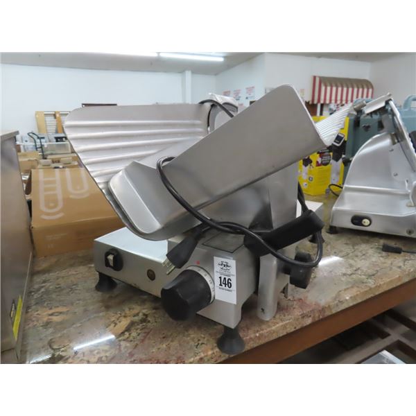Gravity Slicer w/Sharpener