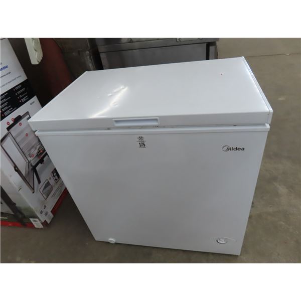 Midea 3' Chest Freezer - (-6 Degrees)