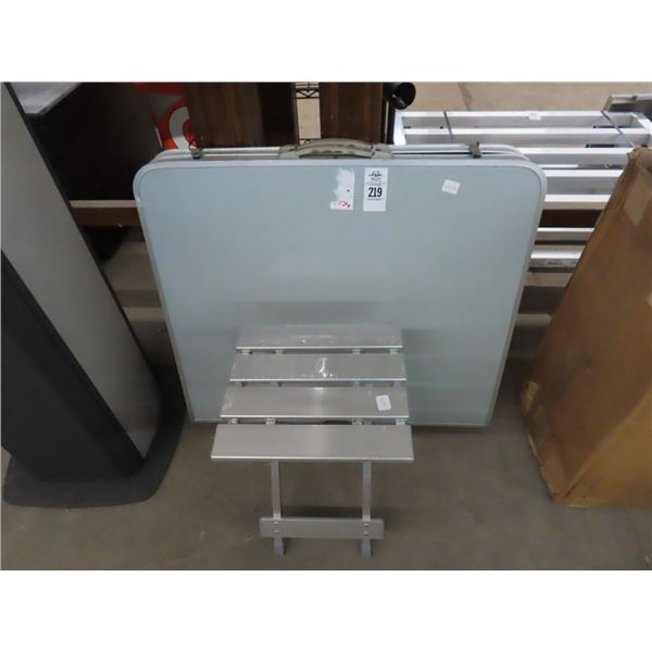 4' Folding Banquet Table and End Table