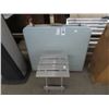 Image 1 : 4' Folding Banquet Table and End Table